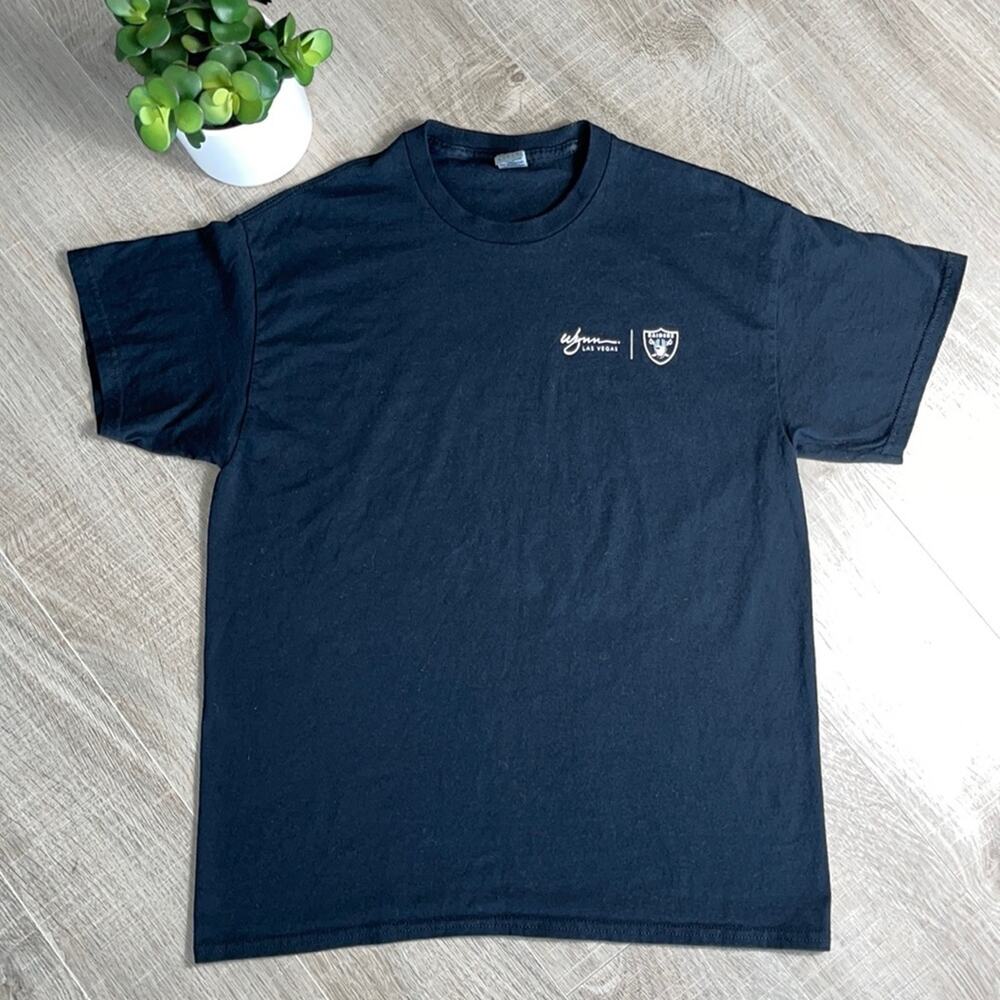 GILDAN Black Raiders Wynn Las Vegas Short Sleeve T-Shirt Men’s Size Large